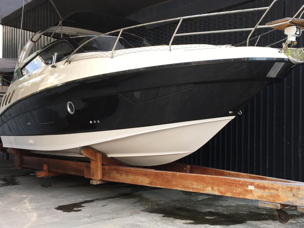 Triton 330